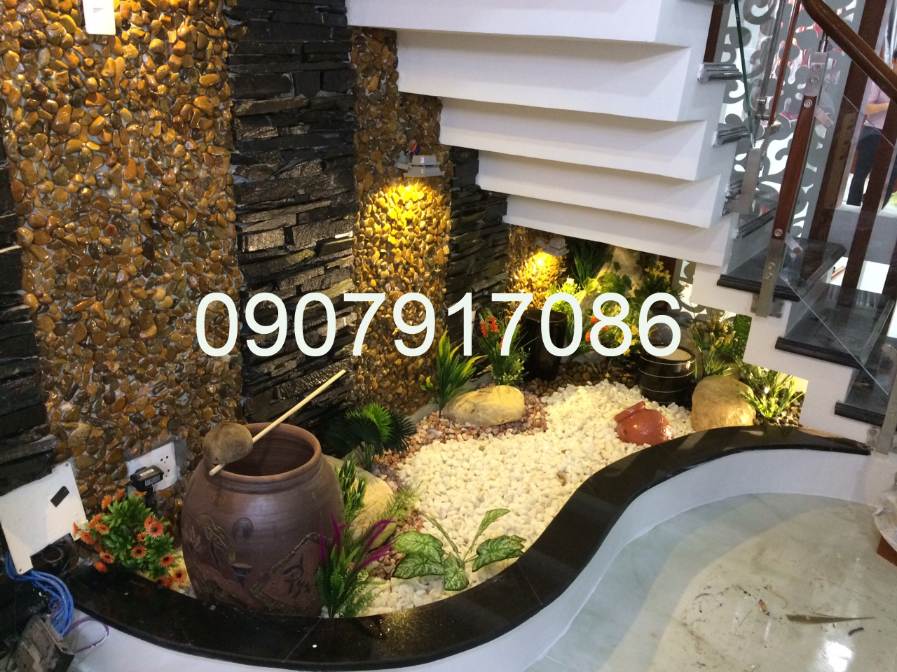 Khám Phá Bể Cá Dưới Gầm Cầu Thang Đẹp - Giải Pháp Trang Trí Nội Thất Đầy Sức Sáng Tạo Cho Không Gian Sống Hiện Đại